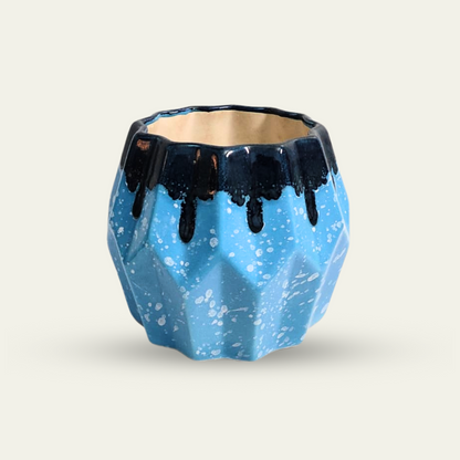 Stylish Zig-Zag Pattern Ceramic Planter with Bottom Hole – Sky Blue & Dark Blue Flow Paint Pattern